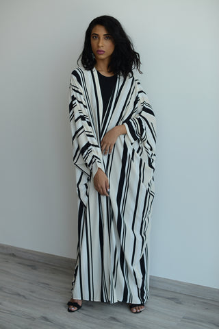 Inside the Lines Batwing Kimono