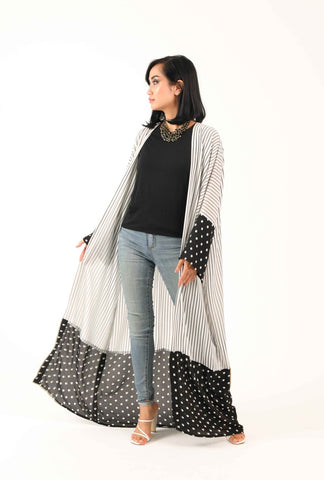 Dot the i's and Cross the t's Kimono